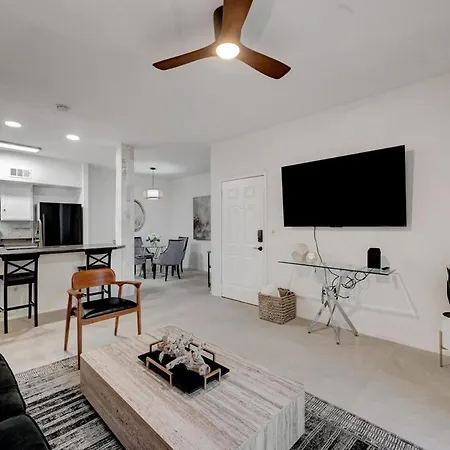 Stylish Southwest Condo
